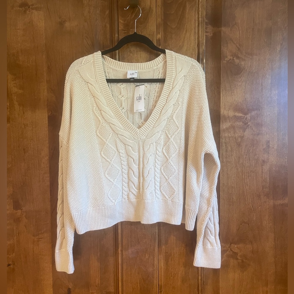 Cabi Cropped Cable Knit Pullover Sweater 5636 V-Neck Beige